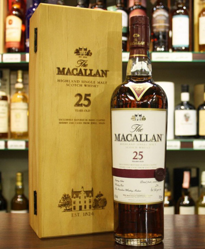 Rượu Macallan 25 Năm (hộp gỗ)