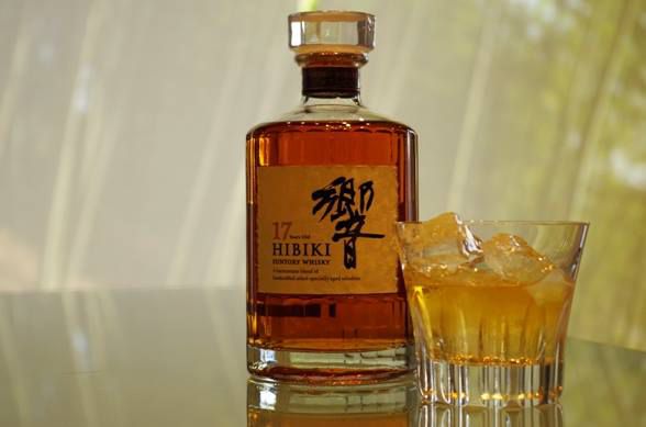 Suntory Whisky Hibiki 17 Years Old
