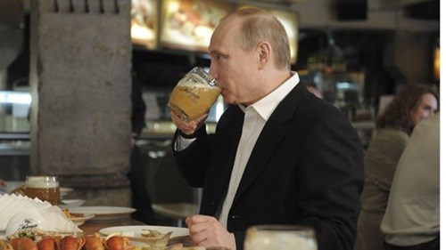 Tổng thống Nga Putin giúp người Nga bỏ rượu bia
