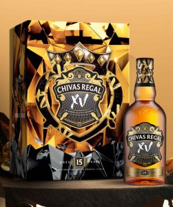 Chivas Regal XV hộp quà 2025