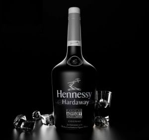 Hennessy Đen