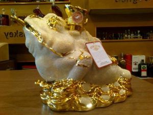 Rượu Hình Cóc Vàng Bourbon whisky 15 year